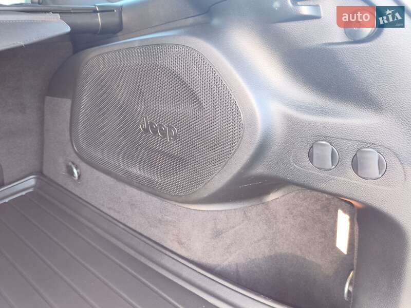 Позашляховик / Кросовер Jeep Cherokee 2018 в Харкові