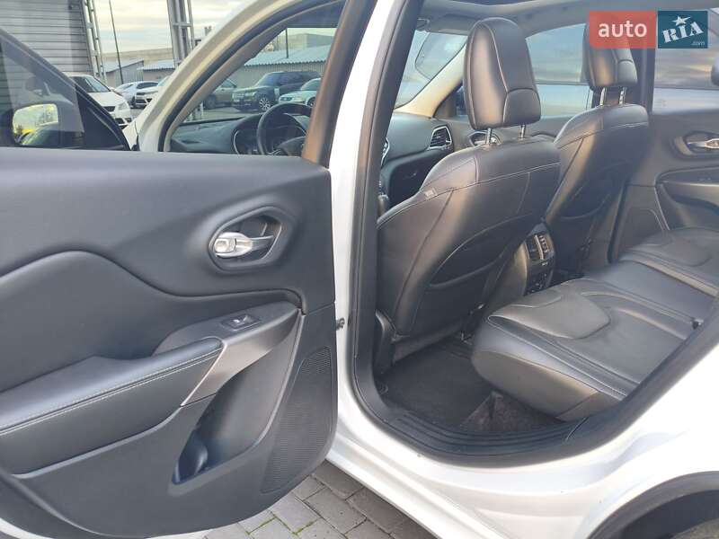 Позашляховик / Кросовер Jeep Cherokee 2018 в Харкові