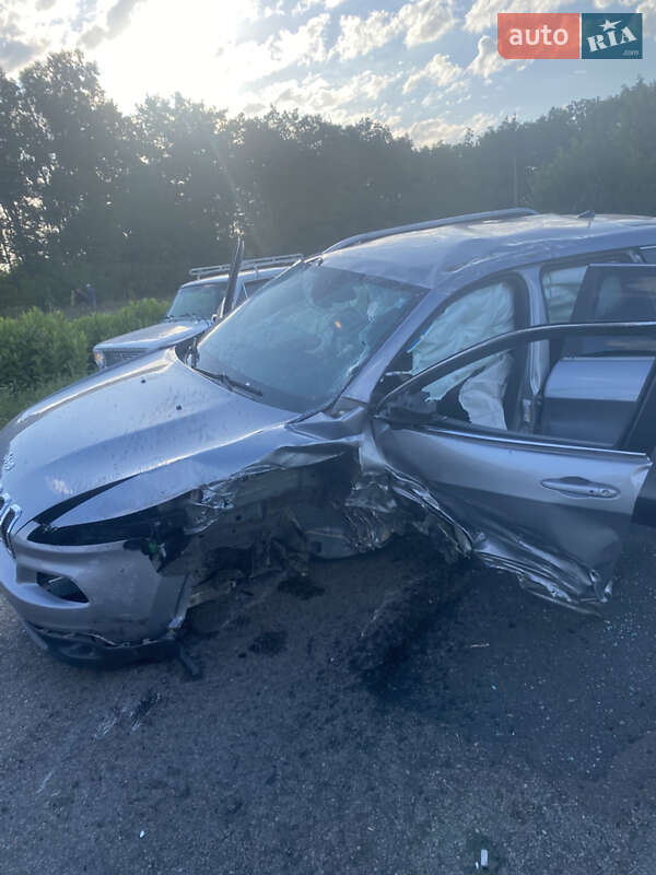 Позашляховик / Кросовер Jeep Cherokee 2017 в Черкасах