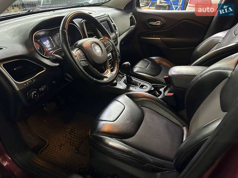 Позашляховик / Кросовер Jeep Cherokee 2018 в Полтаві фото 15 Позашляховик / Кросовер Jeep Cherokee 2018 в Полтаві