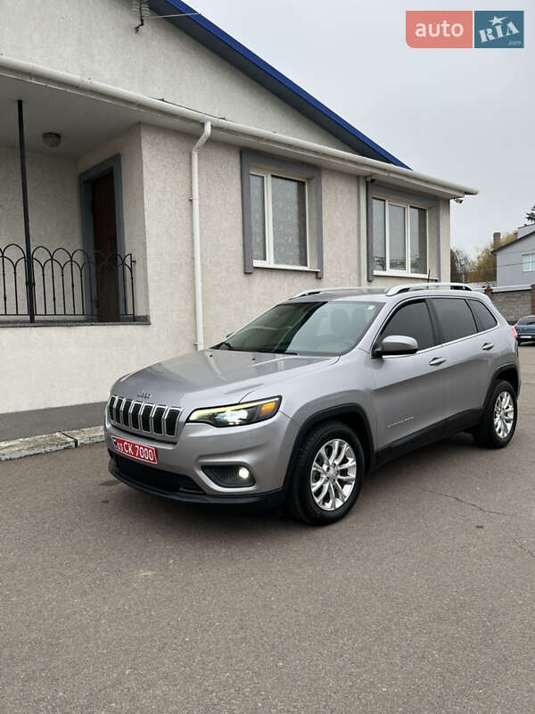 Внедорожник / Кроссовер Jeep Cherokee 2019 в Ровно