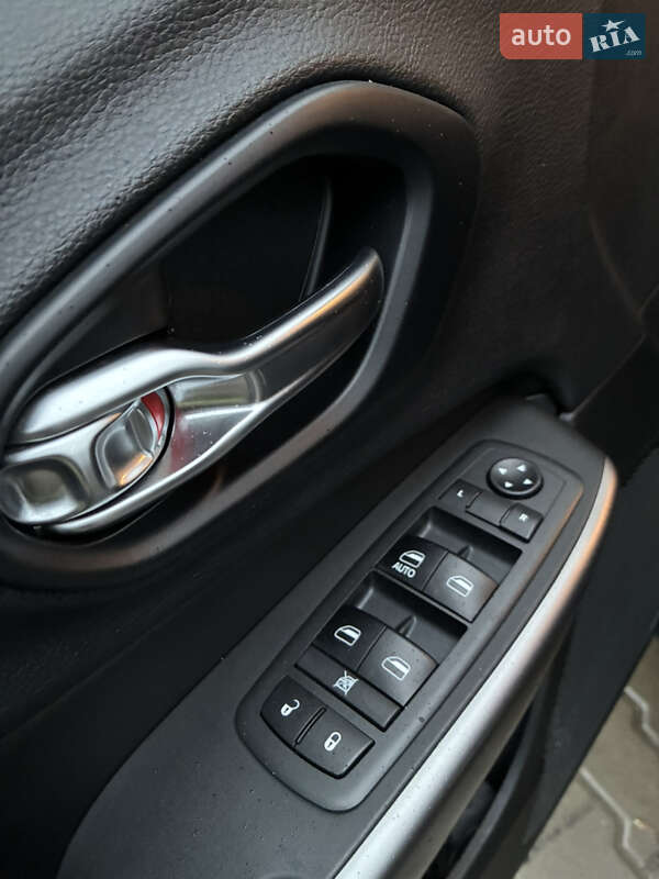 Позашляховик / Кросовер Jeep Cherokee 2019 в Жмеринці фото 16 Позашляховик / Кросовер Jeep Cherokee 2019 в Жмеринці