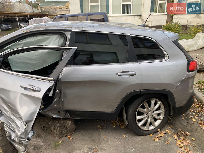 Позашляховик / Кросовер Jeep Cherokee 2017 в Черкасах