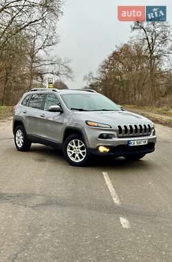 Внедорожник / Кроссовер Jeep Cherokee 2014 в Чернигове