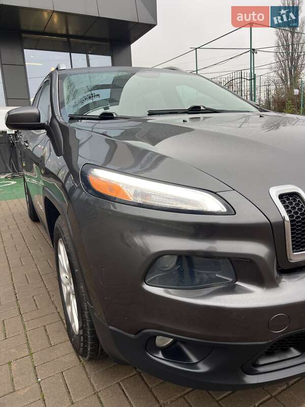 Позашляховик / Кросовер Jeep Cherokee 2014 в Києві фото 25 Позашляховик / Кросовер Jeep Cherokee 2014 в Києві