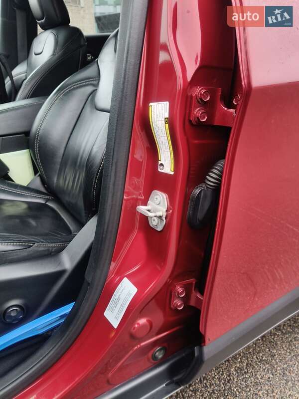 Внедорожник / Кроссовер Jeep Cherokee 2016 в Ирпене