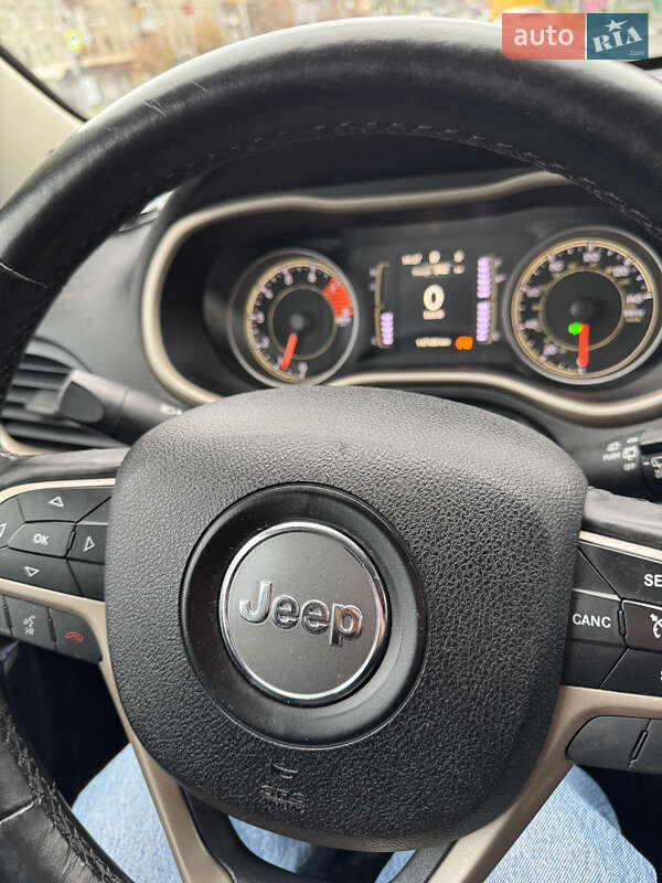 Позашляховик / Кросовер Jeep Cherokee 2016 в Харкові фото 19 Позашляховик / Кросовер Jeep Cherokee 2016 в Харкові