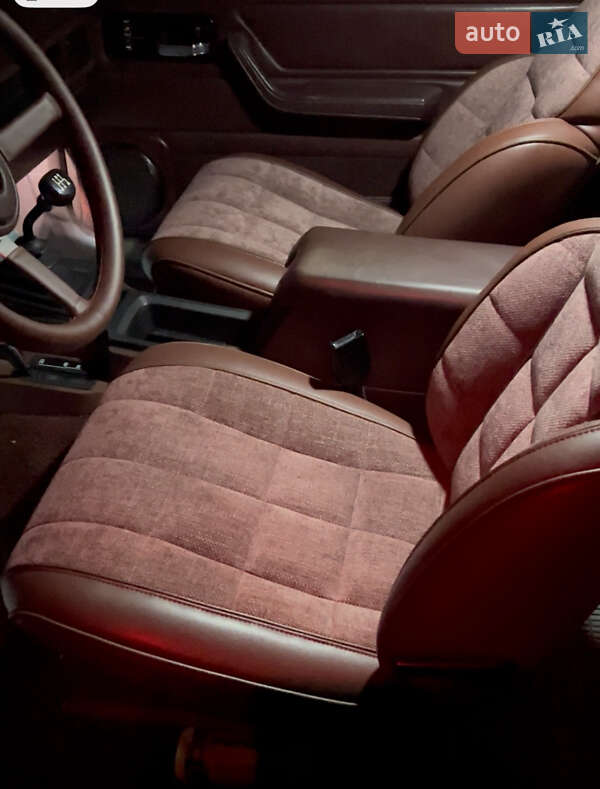 Позашляховик / Кросовер Jeep Cherokee 1989 в Одесі