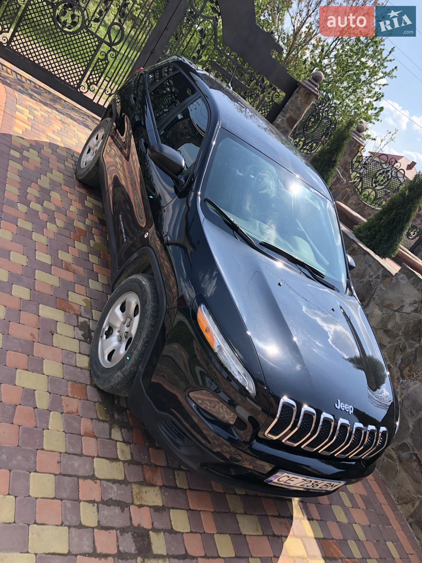 2014 Jeep Cherokee - мініатюра 2