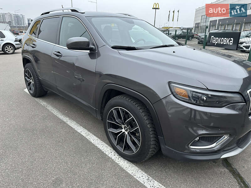 Внедорожник / Кроссовер Jeep Cherokee 2019 в Киеве фото 31 Внедорожник / Кроссовер Jeep Cherokee 2019 в Киеве