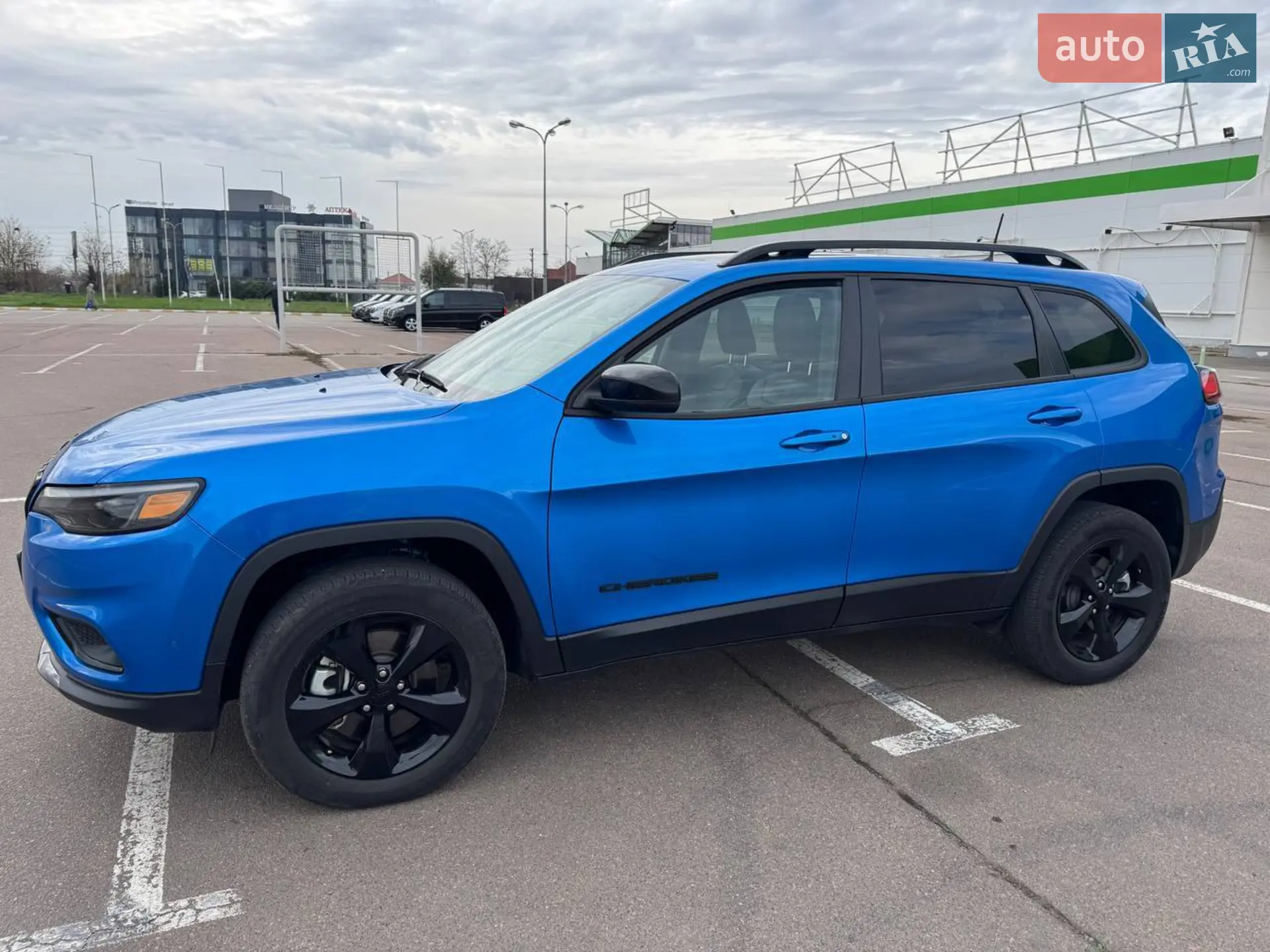2023 Jeep Cherokee - мініатюра 2