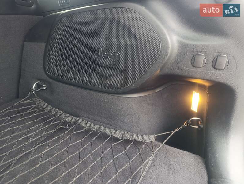 Позашляховик / Кросовер Jeep Cherokee 2022 в Хмельницькому
