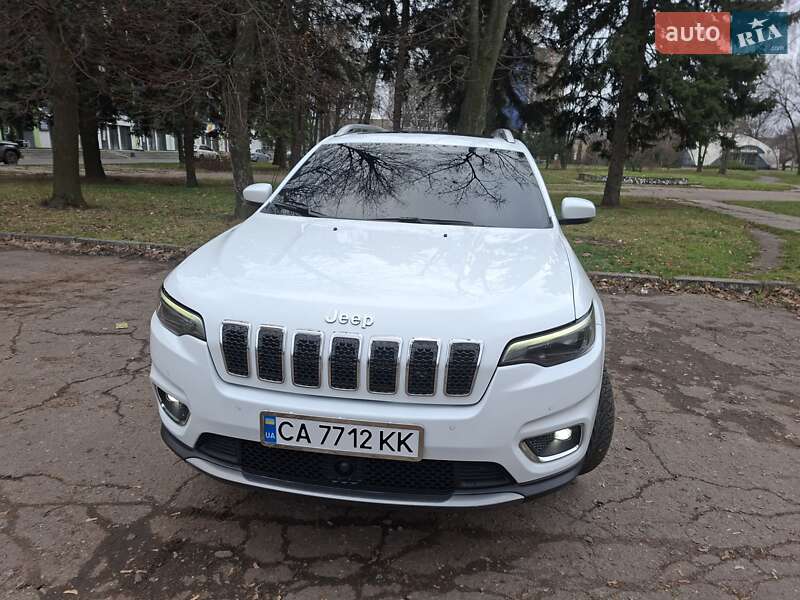 Внедорожник / Кроссовер Jeep Cherokee 2021 в Черкассах