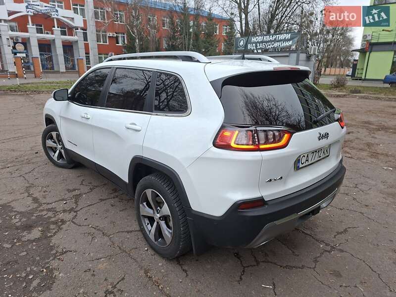 Внедорожник / Кроссовер Jeep Cherokee 2021 в Черкассах