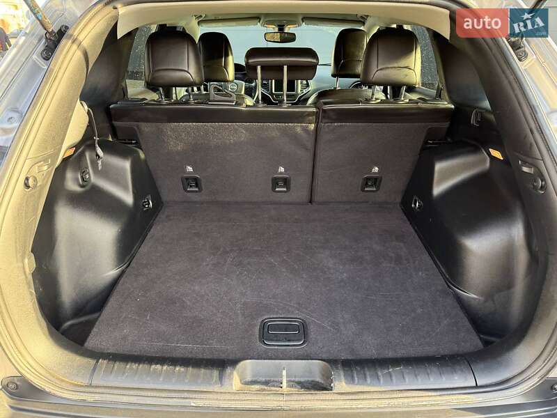 Внедорожник / Кроссовер Jeep Cherokee 2019 в Харькове фото 30 Внедорожник / Кроссовер Jeep Cherokee 2019 в Харькове