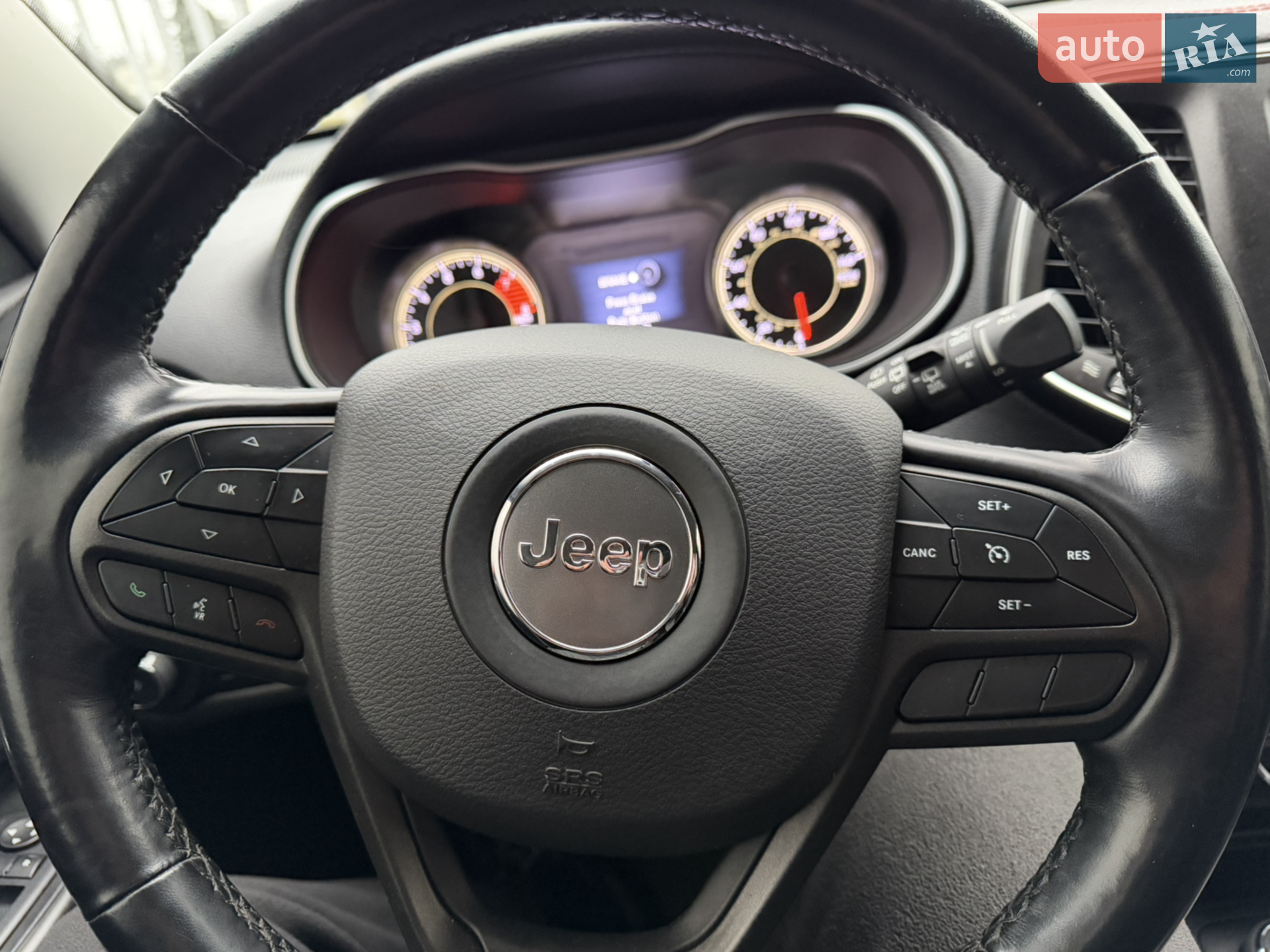 2020 Jeep Cherokee - мініатюра 25