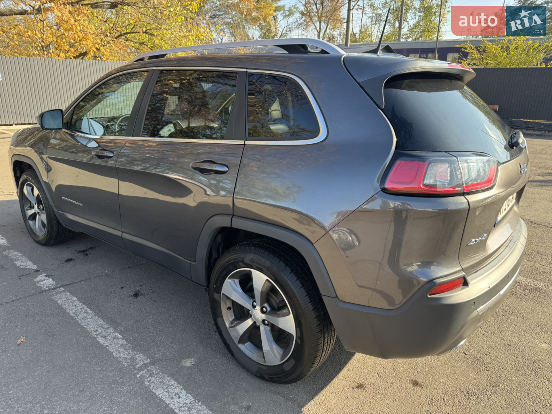 2018 Jeep Cherokee - мініатюра 3