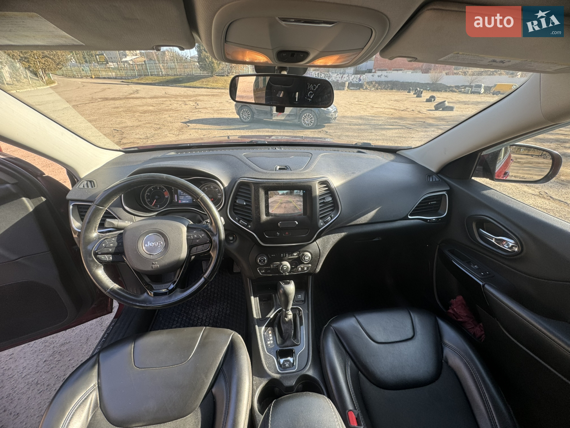 2019 Jeep Cherokee - мініатюра 16