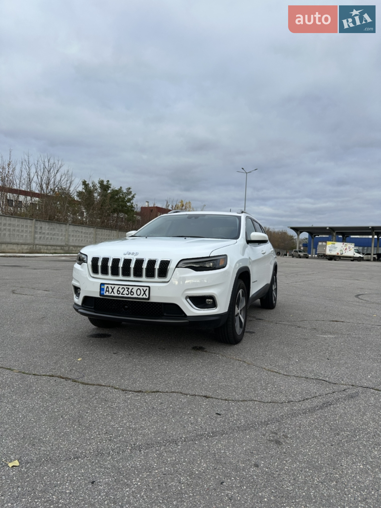 2020 Jeep Cherokee - мініатюра 2