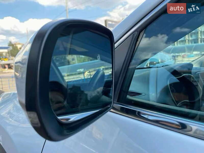 Внедорожник / Кроссовер Jeep Cherokee 2018 в Киеве фото 12 Внедорожник / Кроссовер Jeep Cherokee 2018 в Киеве