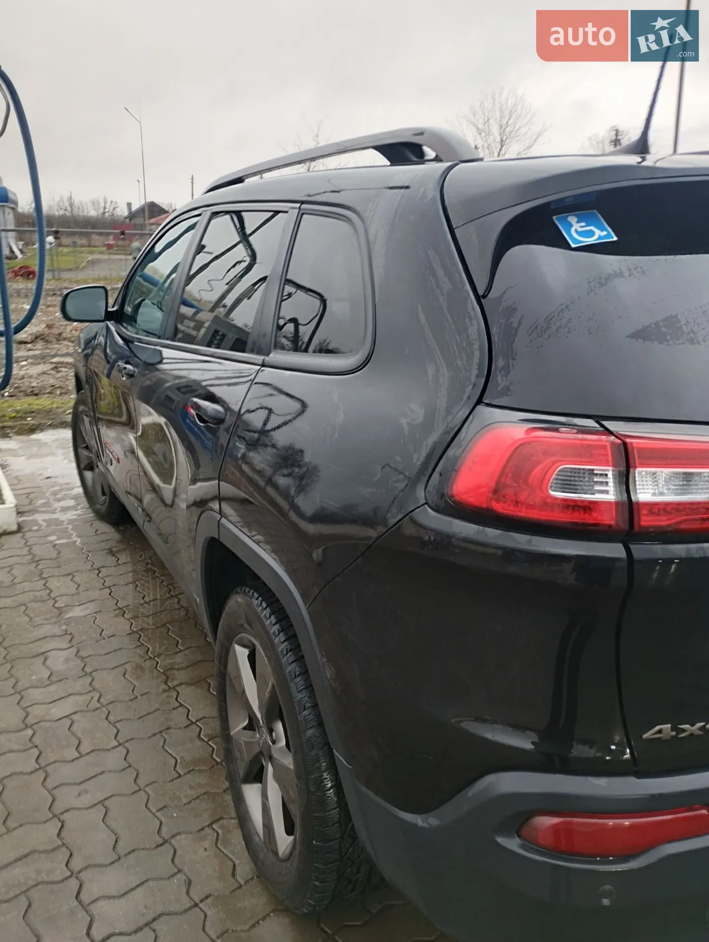 2016 Jeep Cherokee - мініатюра 6