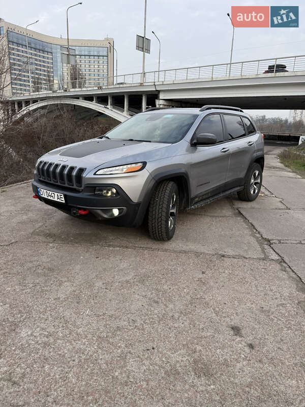 Jeep Cherokee 2016