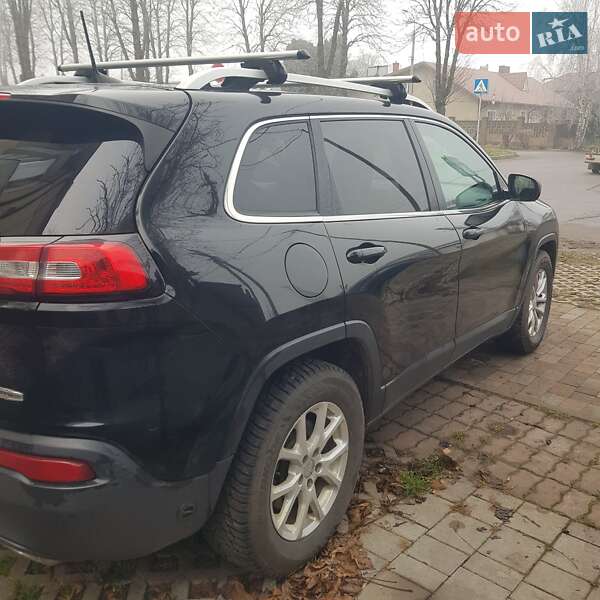 Внедорожник / Кроссовер Jeep Cherokee 2016 в Ровно
