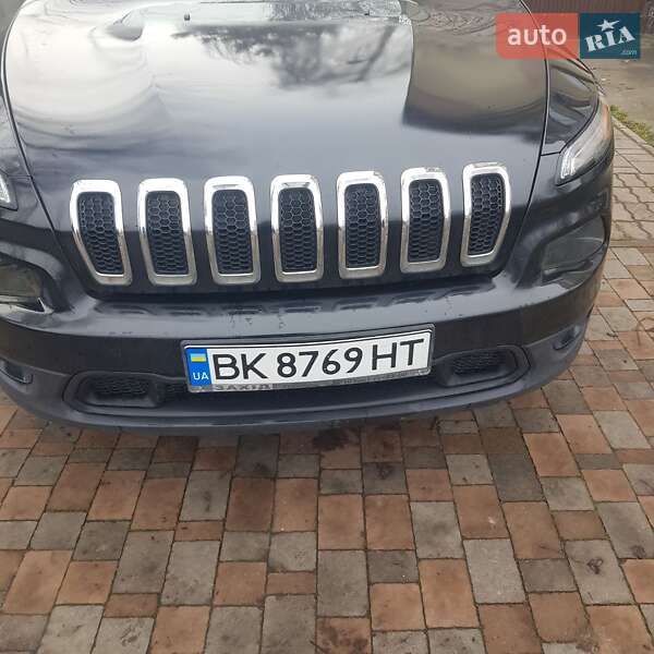 Внедорожник / Кроссовер Jeep Cherokee 2016 в Ровно
