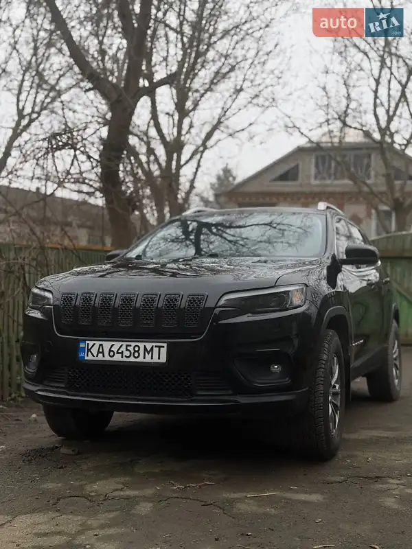 Jeep Cherokee