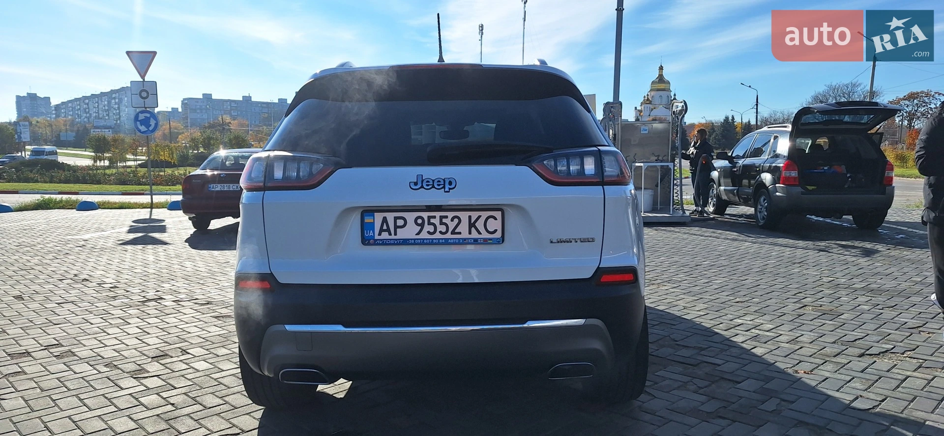 Jeep Cherokee 2019 VIN 1C4PJLDX8LD530394 фото оголошення 4 з 9