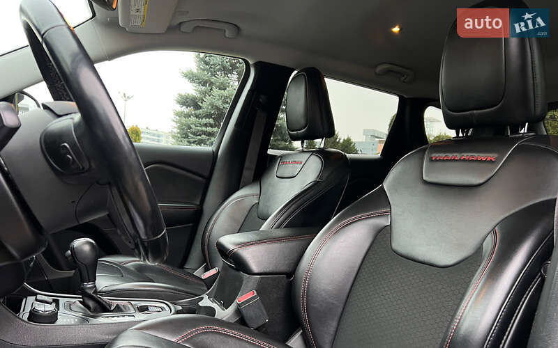 Внедорожник / Кроссовер Jeep Cherokee 2020 в Львове фото 9 Внедорожник / Кроссовер Jeep Cherokee 2020 в Львове