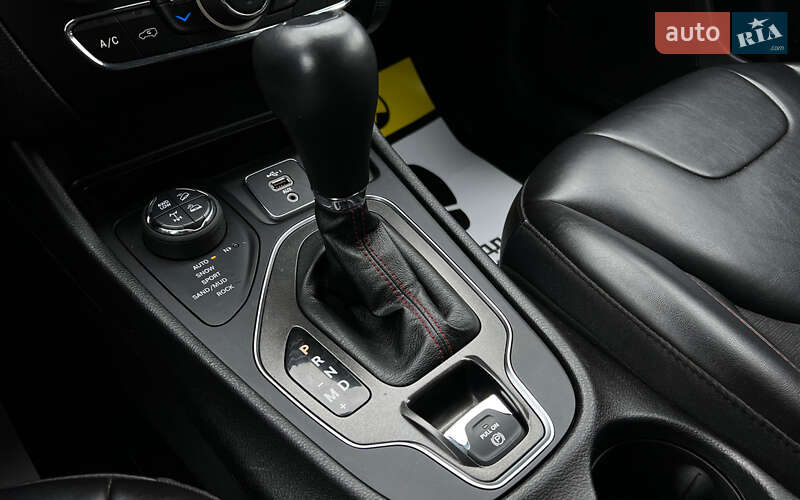 Внедорожник / Кроссовер Jeep Cherokee 2020 в Львове фото 16 Внедорожник / Кроссовер Jeep Cherokee 2020 в Львове