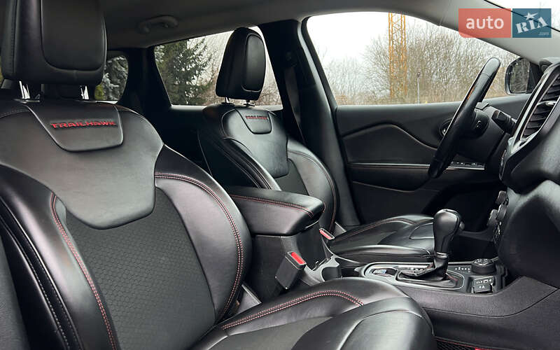 Внедорожник / Кроссовер Jeep Cherokee 2020 в Львове фото 18 Внедорожник / Кроссовер Jeep Cherokee 2020 в Львове