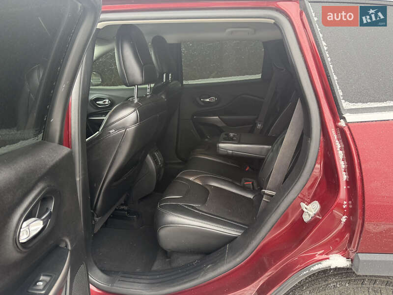Позашляховик / Кросовер Jeep Cherokee 2019 в Калинівці фото 2 Позашляховик / Кросовер Jeep Cherokee 2019 в Калинівці