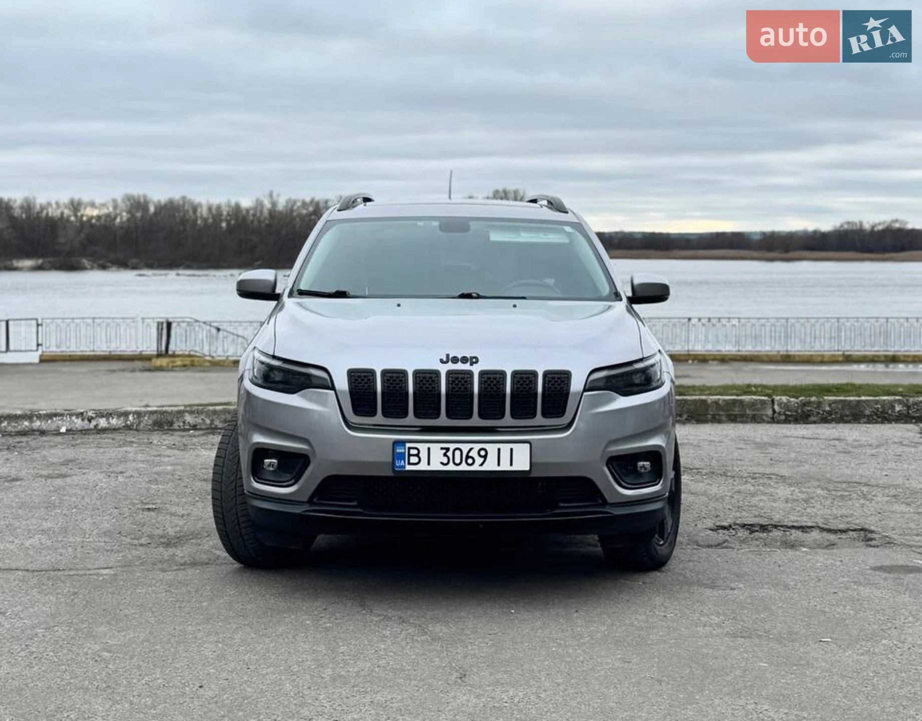2019 Jeep Cherokee - мініатюра 2