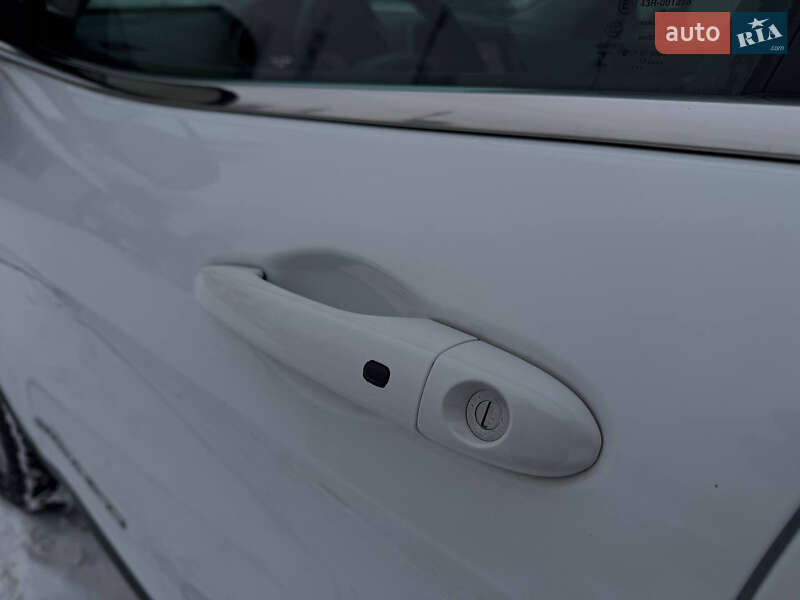 Внедорожник / Кроссовер Jeep Cherokee 2018 в Днепре