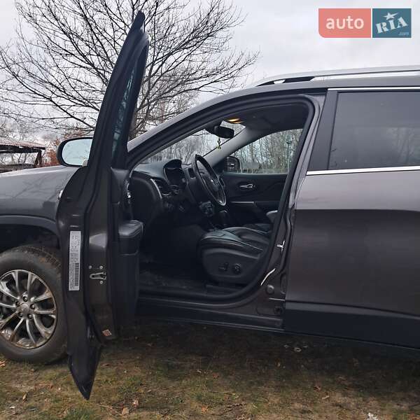 Позашляховик / Кросовер Jeep Cherokee 2019 в Тернополі