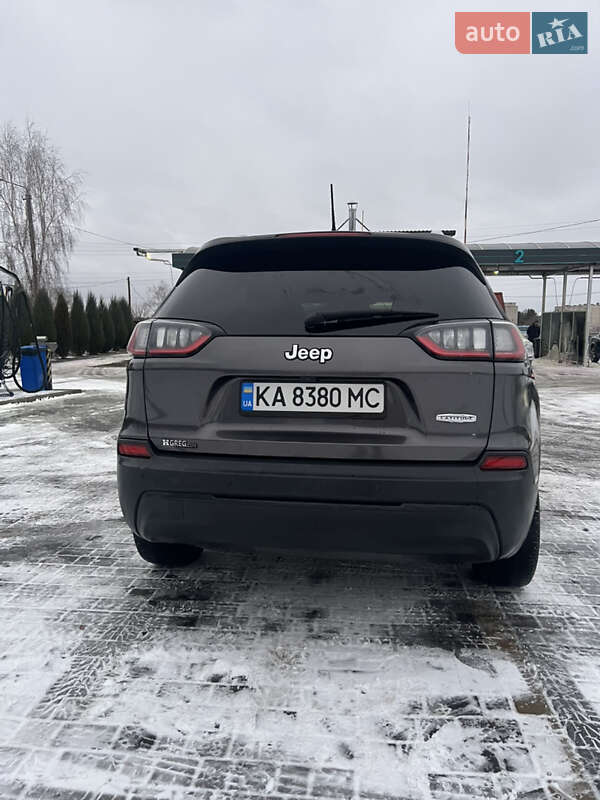 Позашляховик / Кросовер Jeep Cherokee 2018 в Миронівці