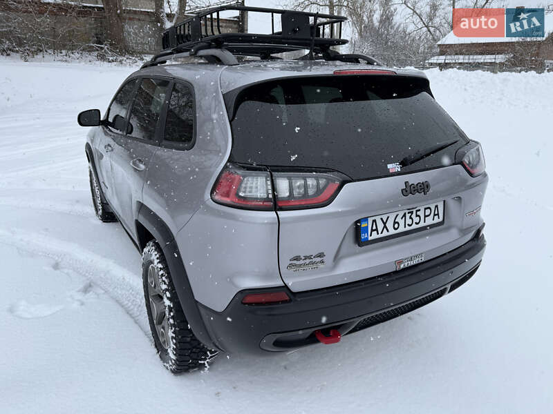 Внедорожник / Кроссовер Jeep Cherokee 2019 в Харькове фото 7 Внедорожник / Кроссовер Jeep Cherokee 2019 в Харькове