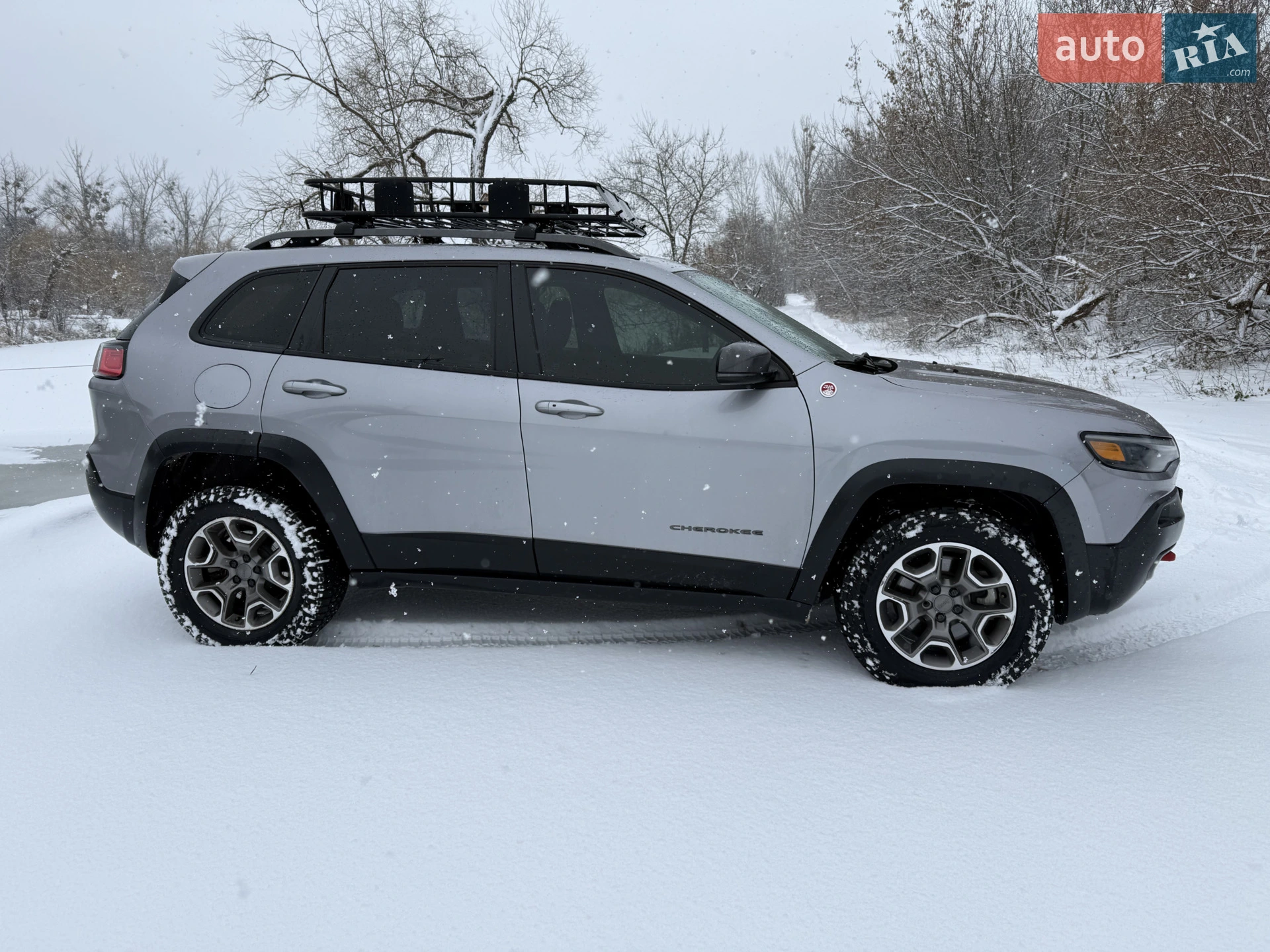 2019 Jeep Cherokee - мініатюра 13