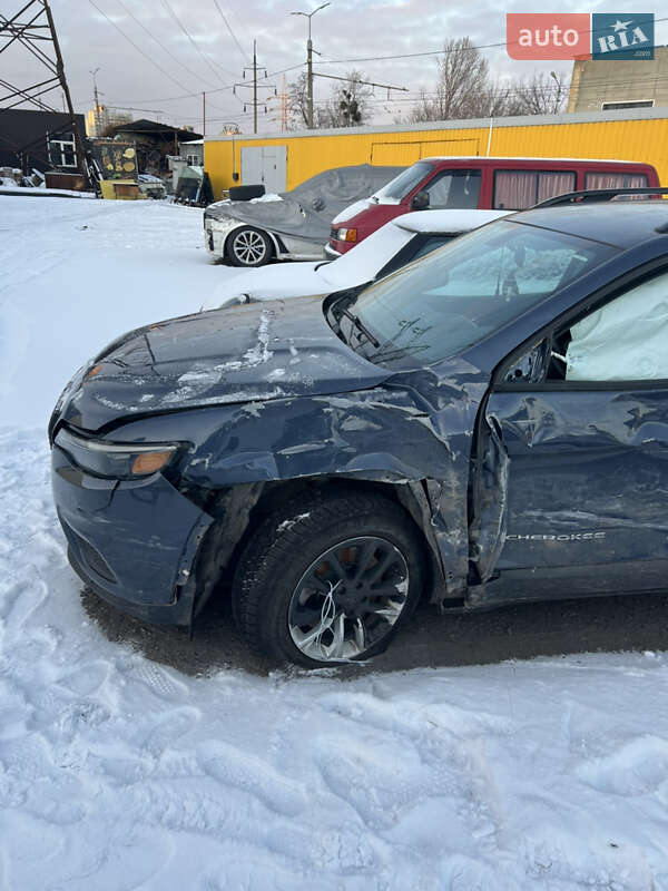 Позашляховик / Кросовер Jeep Cherokee 2019 в Києві фото 2 Позашляховик / Кросовер Jeep Cherokee 2019 в Києві