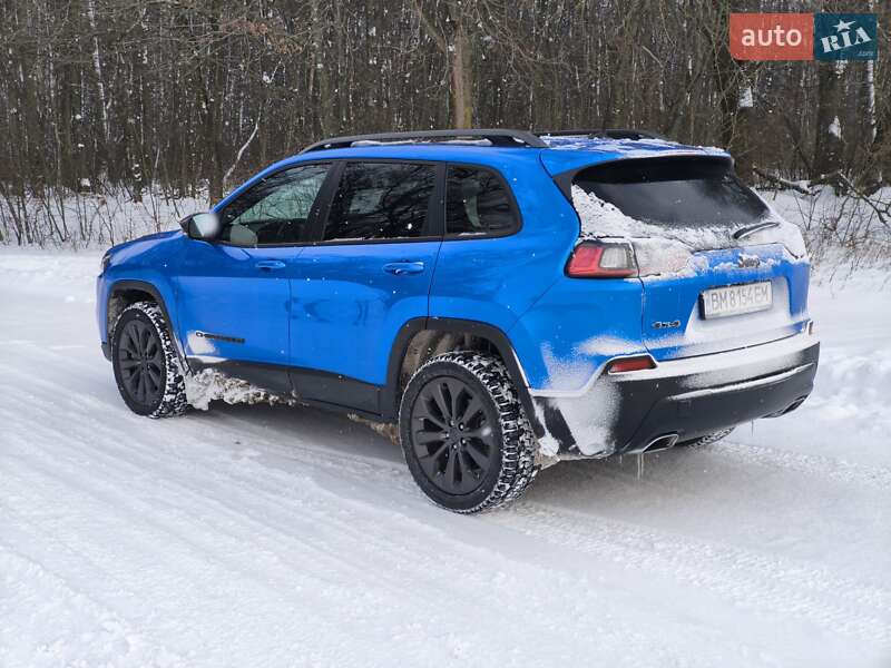 Внедорожник / Кроссовер Jeep Cherokee 2020 в Ромнах