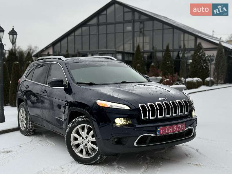 Внедорожник / Кроссовер Jeep Cherokee 2015 в Стрые