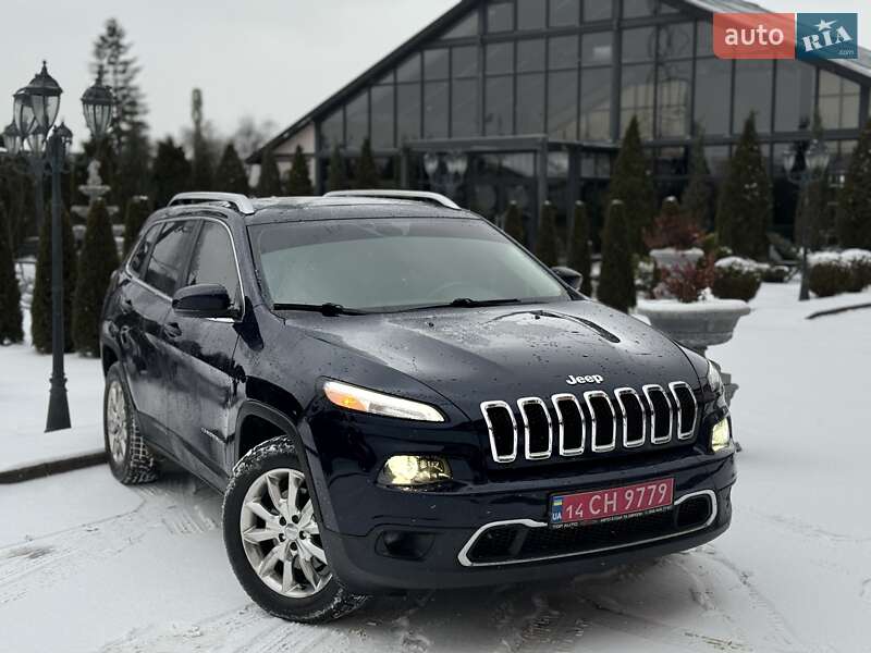 Внедорожник / Кроссовер Jeep Cherokee 2015 в Стрые