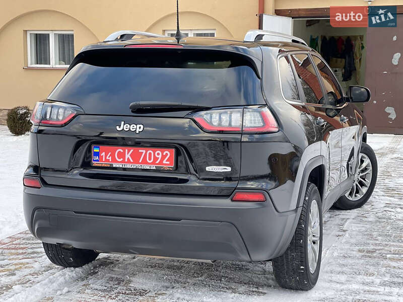 Позашляховик / Кросовер Jeep Cherokee 2019 в Львові