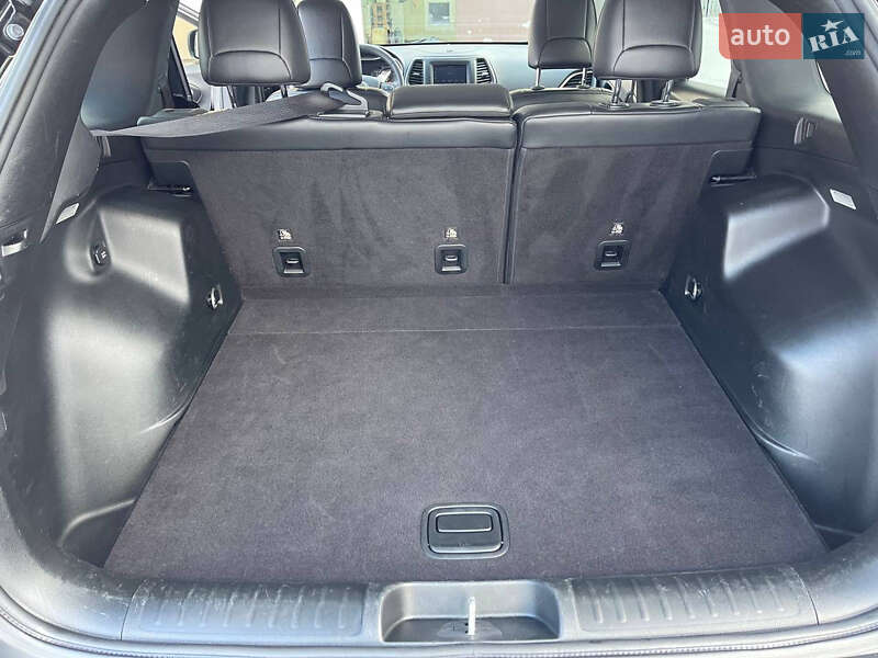 Позашляховик / Кросовер Jeep Cherokee 2019 в Львові