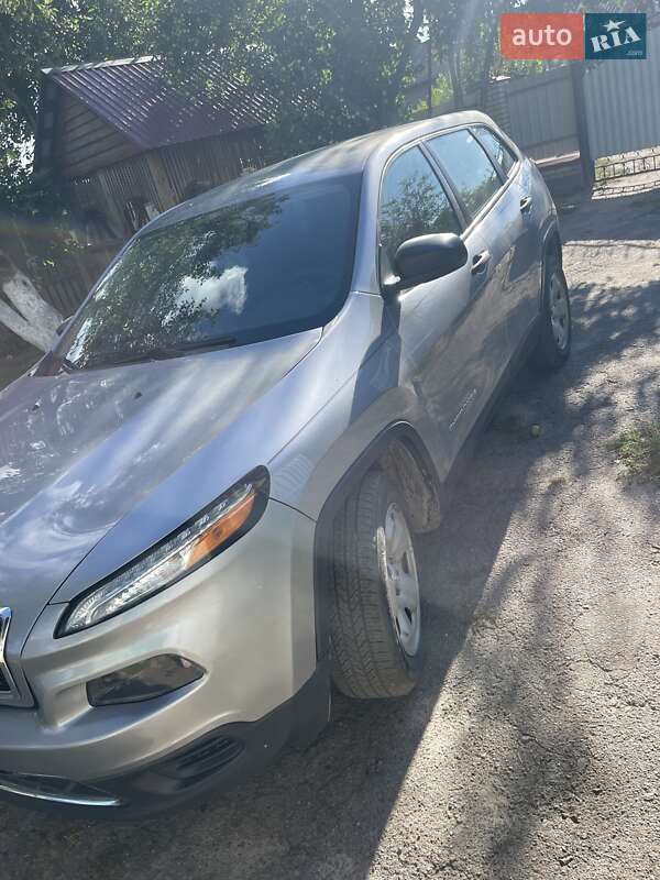 Внедорожник / Кроссовер Jeep Cherokee 2017 в Киеве фото 2 Внедорожник / Кроссовер Jeep Cherokee 2017 в Киеве