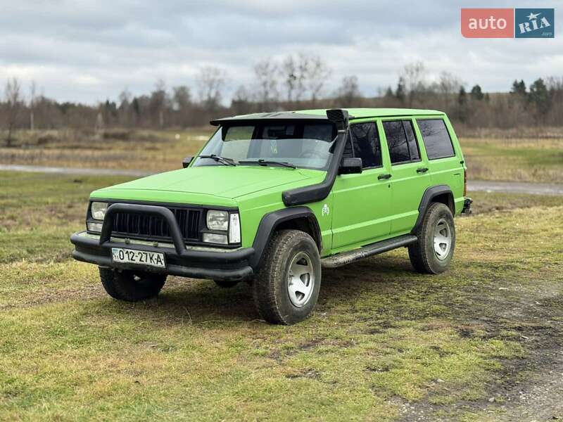 Позашляховик / Кросовер Jeep Cherokee 1995 в Пустомитах фото Позашляховик / Кросовер Jeep Cherokee 1995 в Пустомитах