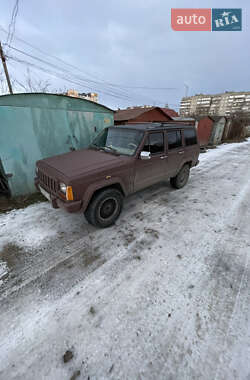 Внедорожник / Кроссовер Jeep Cherokee 1989 в Ивано-Франковске