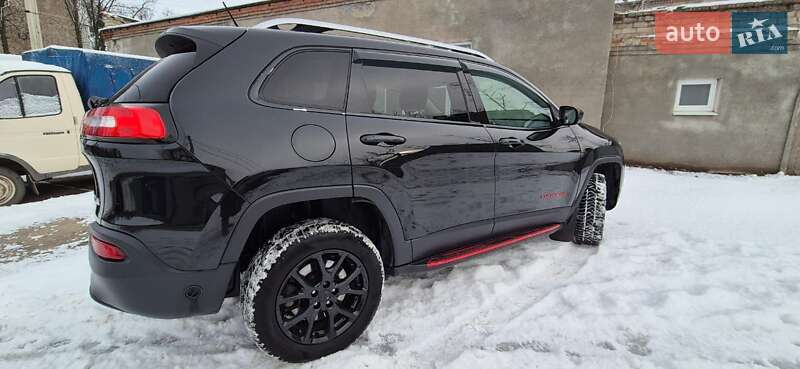Внедорожник / Кроссовер Jeep Cherokee 2014 в Харькове фото 5 Внедорожник / Кроссовер Jeep Cherokee 2014 в Харькове